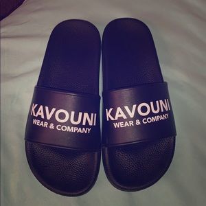 Kavouni Wear & Co Slides